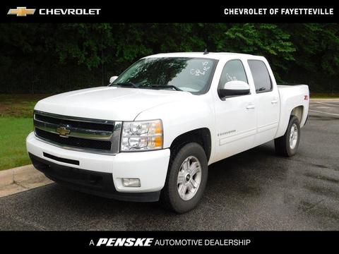 2009 Chevrolet Silverado 1500.