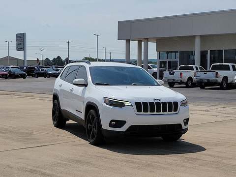 2021 Jeep Cherokee.