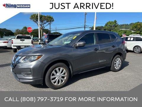 2020 Nissan Rogue.
