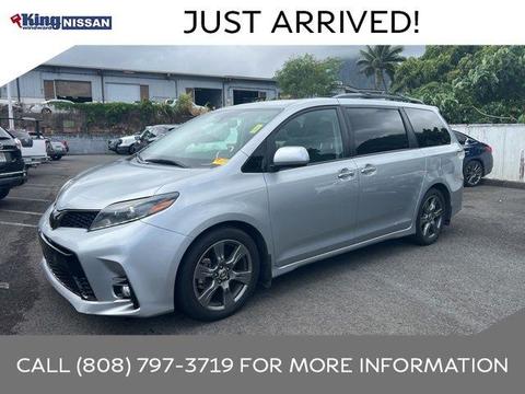 2020 Toyota Sienna.