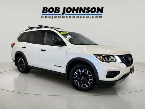 2019 Nissan Pathfinder.