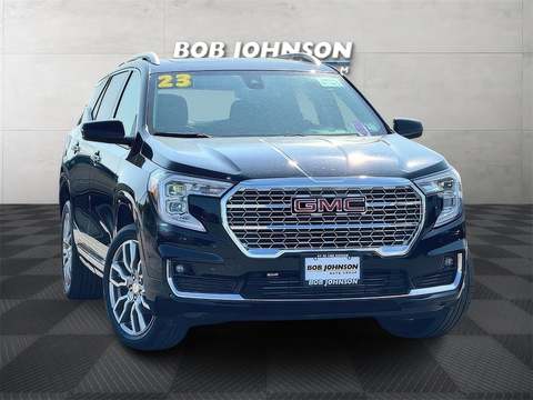 2023 GMC Terrain.
