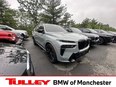 2024 BMW X7.