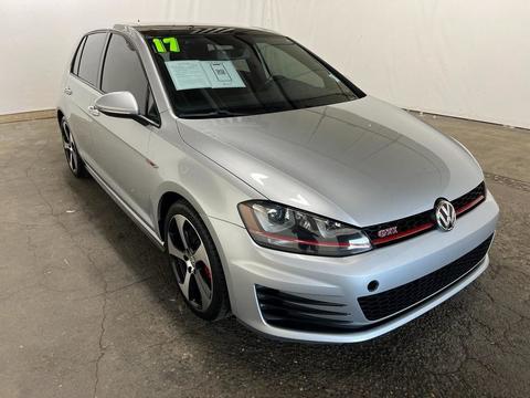 2017 Volkswagen Golf.