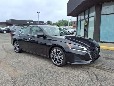 2023 Nissan Altima.