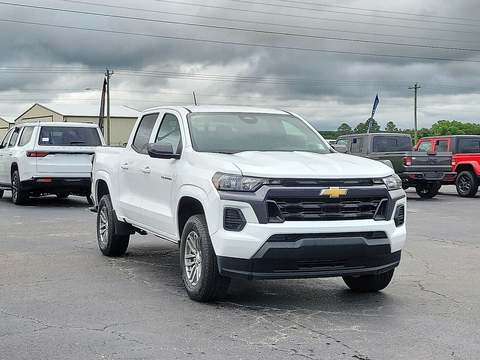 2025 Chevrolet Colorado.
