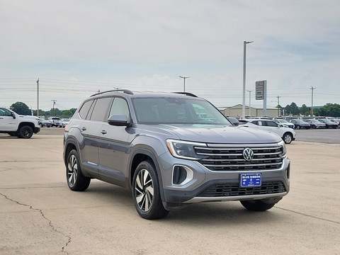 2024 Volkswagen Atlas.