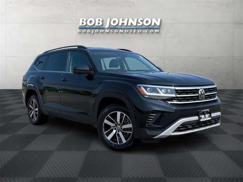 2022 Volkswagen Atlas.