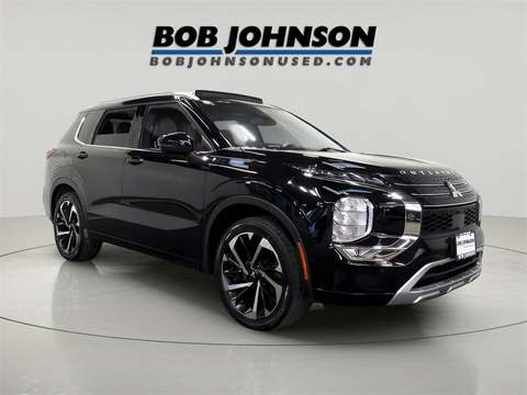 2022 Mitsubishi Outlander.