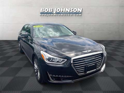 2019 Genesis G90.