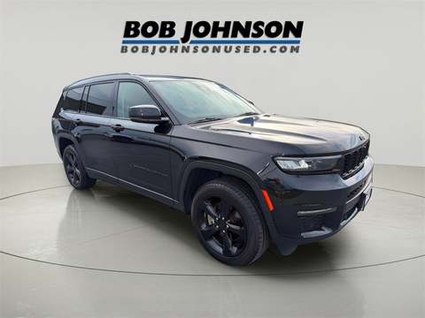 2022 Jeep Grand Cherokee.