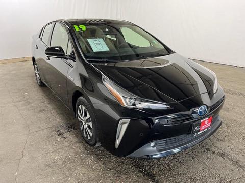 2019 Toyota Prius.