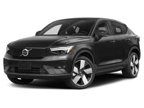 2022 Volvo XC40.