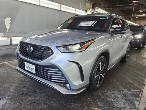 2022 Toyota Highlander.