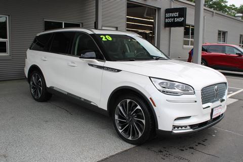 2020 Lincoln Aviator.
