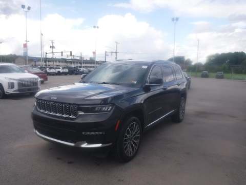 2021 Jeep Grand Cherokee.