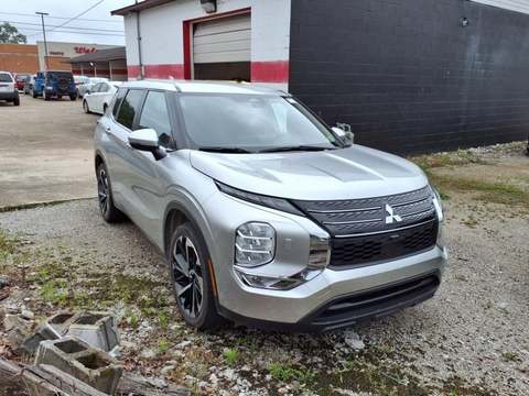 2022 Mitsubishi Outlander.