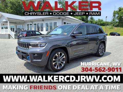 2022 Jeep Grand Cherokee.