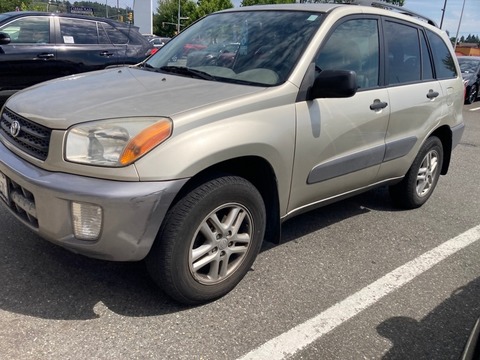2003 Toyota RAV4.