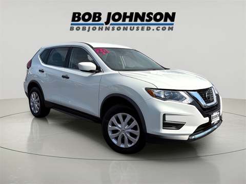 2020 Nissan Rogue.
