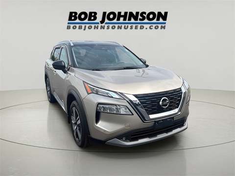 2021 Nissan Rogue.