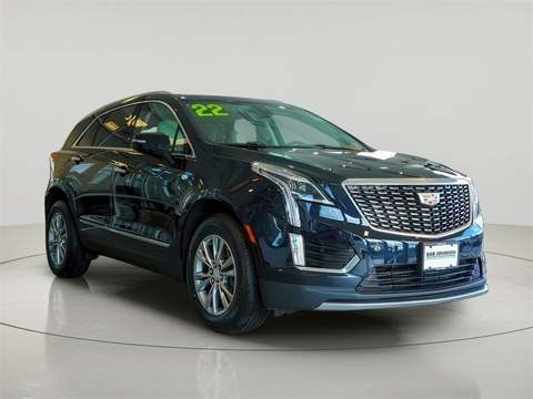 2022 Cadillac XT5.