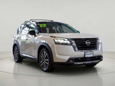 2022 Nissan Pathfinder.