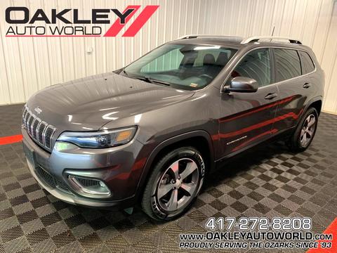 2019 Jeep Cherokee.