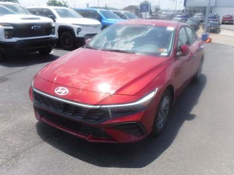 2025 Hyundai Elantra.