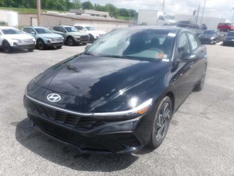 2025 Hyundai Elantra.