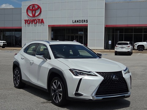 2022 Lexus UX.