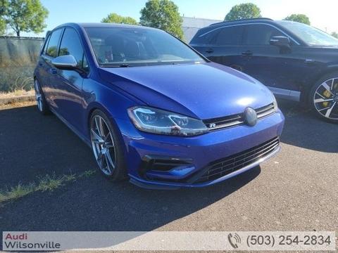 2018 Volkswagen Golf.