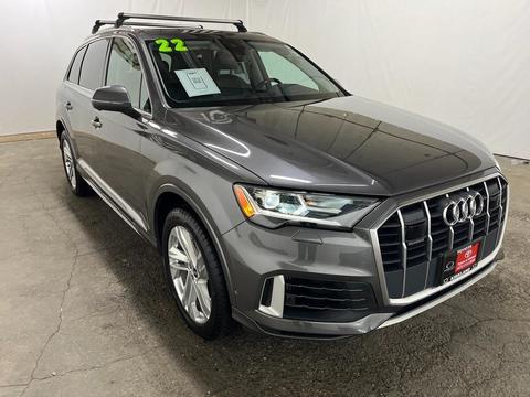 2022 Audi Q7.