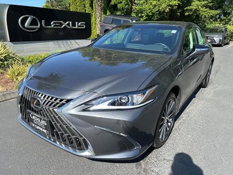 2024 Lexus ES.