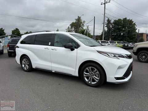 2023 Toyota Sienna.