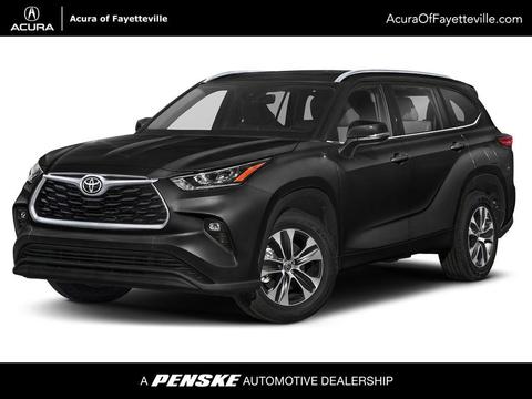 2020 Toyota Highlander.