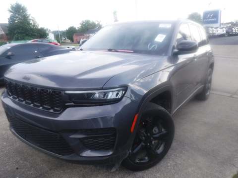 2022 Jeep Grand Cherokee.