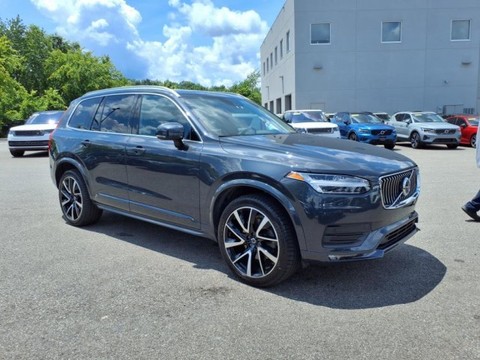 2022 Volvo XC90.