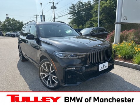 2022 BMW X7.
