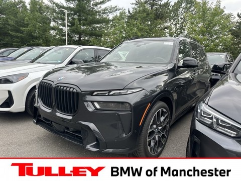 2025 BMW X7.