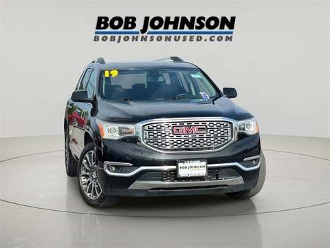 2019 GMC Acadia.