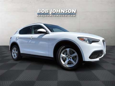 2019 Alfa Romeo Stelvio.