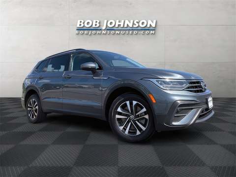 2022 Volkswagen Tiguan.