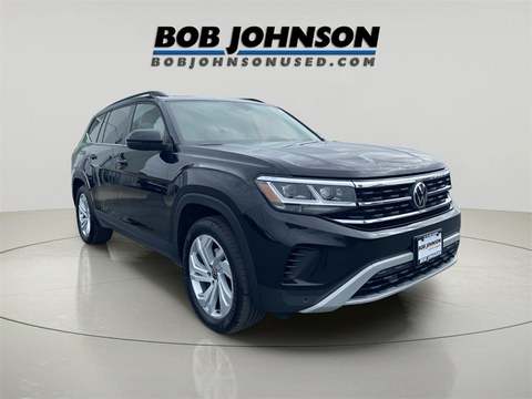 2022 Volkswagen Atlas.