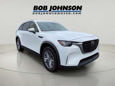 2024 Mazda CX-90.