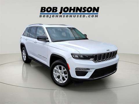 2023 Jeep Grand Cherokee.