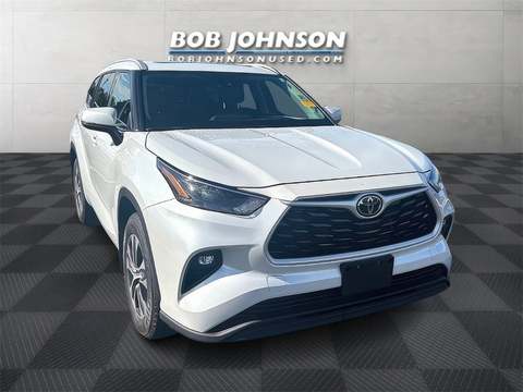 2022 Toyota Highlander.