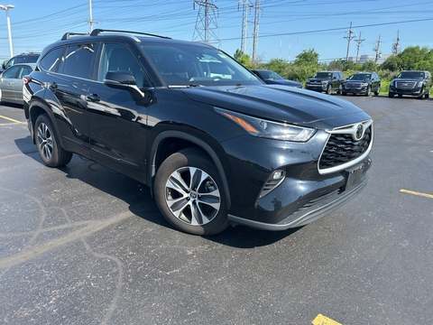 2023 Toyota Highlander.