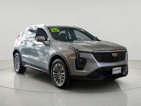 2025 Cadillac XT4.