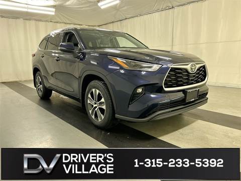 2022 Toyota Highlander.